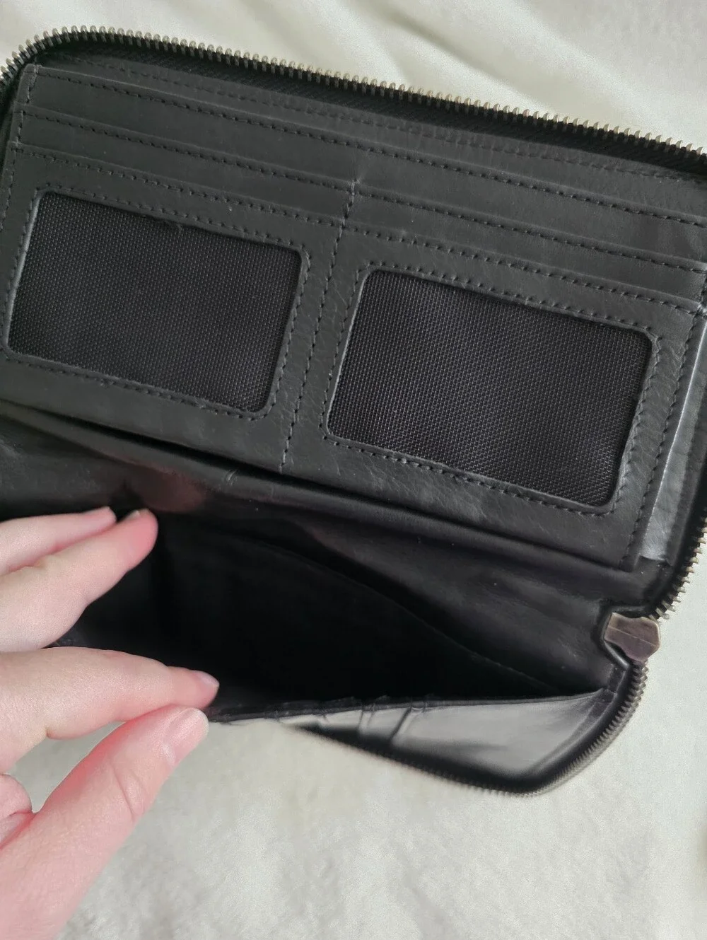 Vilenca Holland Leather Zip Around Wallet Black Embossed Boho Chic
